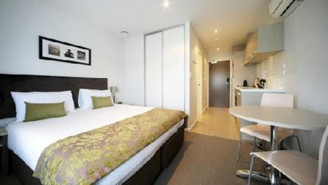 studio-apartment-bedroom